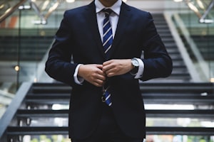 衬衫怎么写：从选购到搭配的全面实用指南